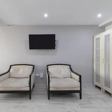 Apartment El Relojero - Adults Only